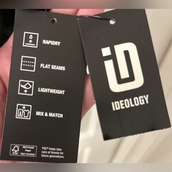 Ideology NWT Black Slim-Fit Running Jacket, 2 front Zip Pockets/Thumb Pulls. XS - Picture 4 of 6